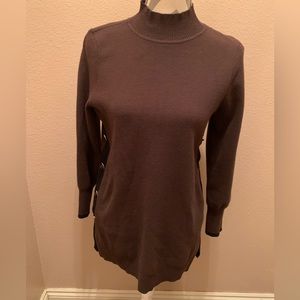 Chico’s L/S sweater; size 1 (US M)
